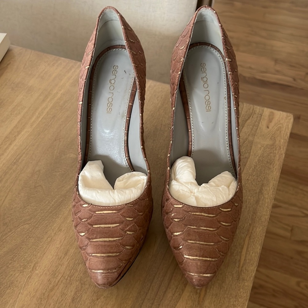 Sergio Rossi Python Brown And Gold Platform Pump - image 1